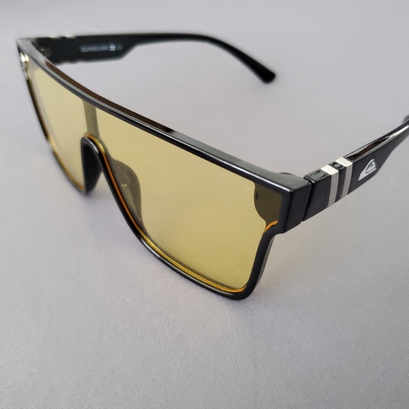 Quicksilver Sunglasses - Picture 2 of 3